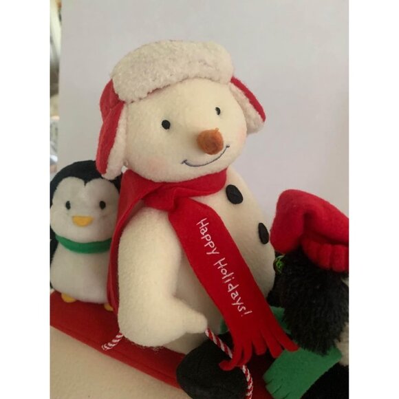 Hallmark Jingle Pals Musical Snowman What Fun Sledders With Penguin & Puppy Fest - Picture 5 of 6